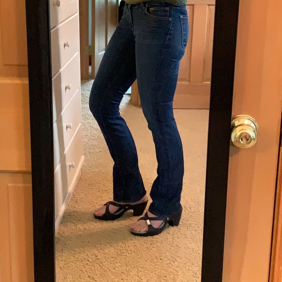 J Brand premium denim women’s jeans - Picture 3 of 13